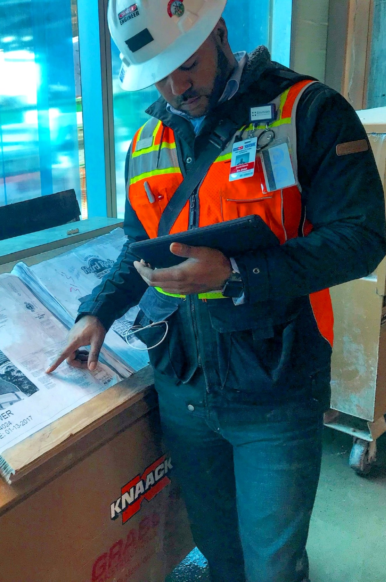 Reviewing plans in a project environment